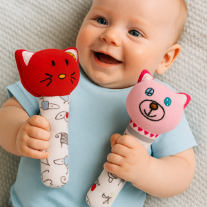 KitMik Kitty Face Rattle Cum Soft Toy-Red,3+ Months - Image 4